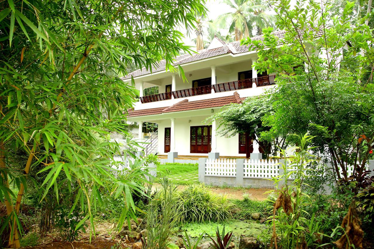 Amritham Holidays Homestay Trivandrum Тривандрум Экстерьер фото